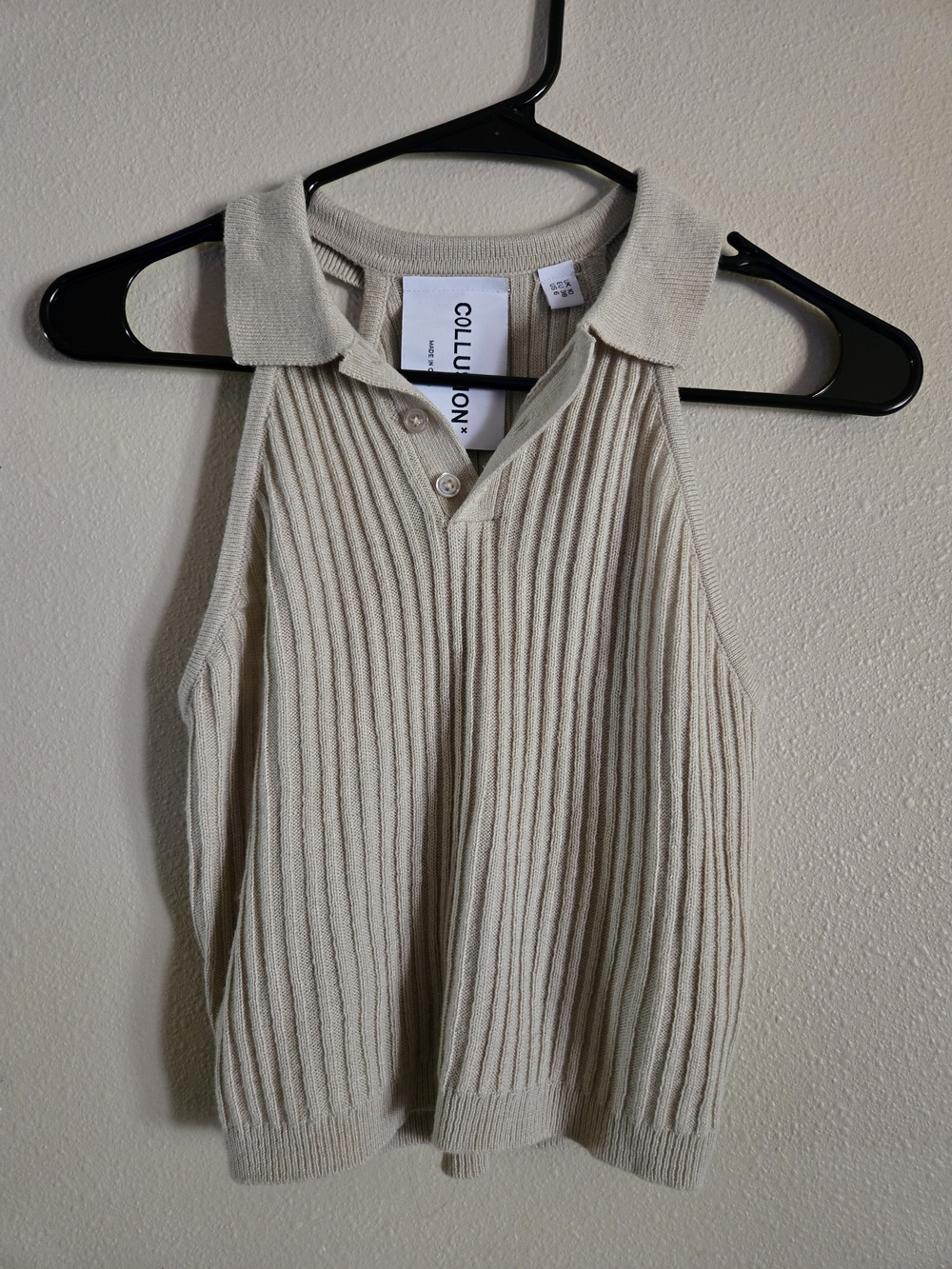 Sleeveless Rib-Knit Polo Sweater in Beige